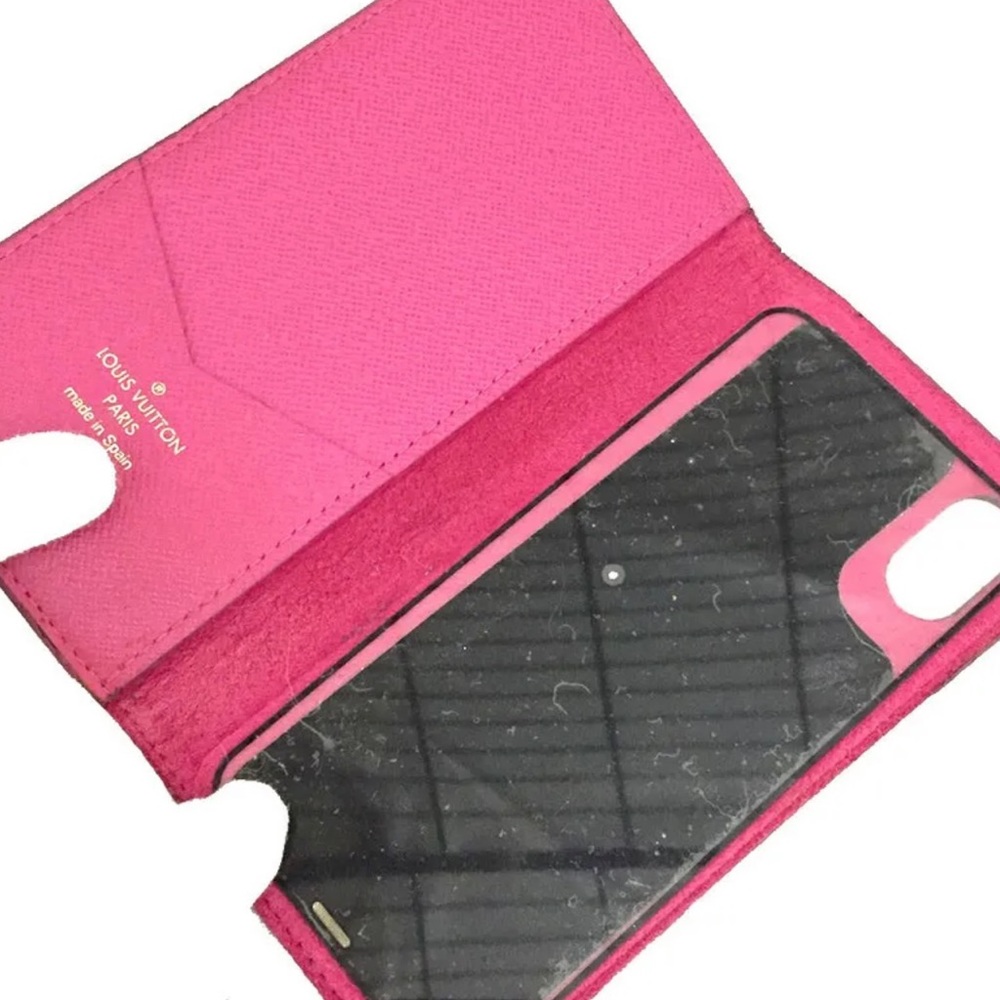 Louis Vuitton authentic iPhone X folio case . 1F4025